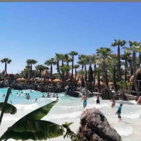 Apartment Luxury Centre. Pool. Beach And Shopping