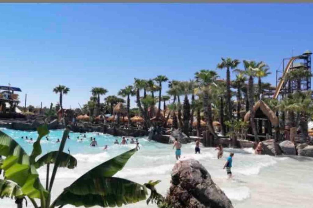 Appartamento Luxury Centre. Pool. Beach And Shopping